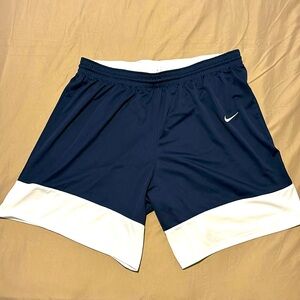 Men’s Nike short